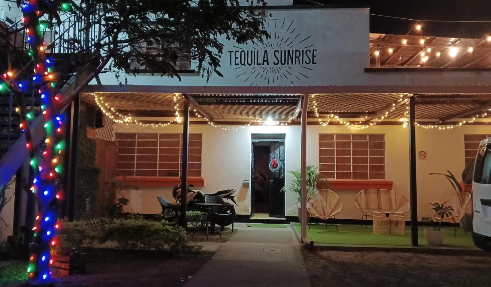 Tequila Sunrise Hostel Guatemala Exterior foto