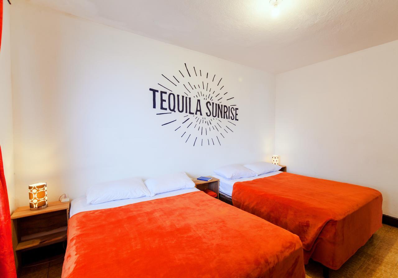 Tequila Sunrise Hostel Guatemala Exterior foto